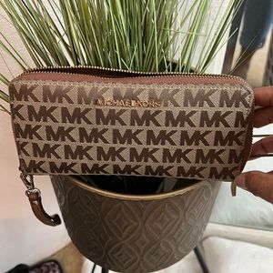 Michael Kors Womens Wallet